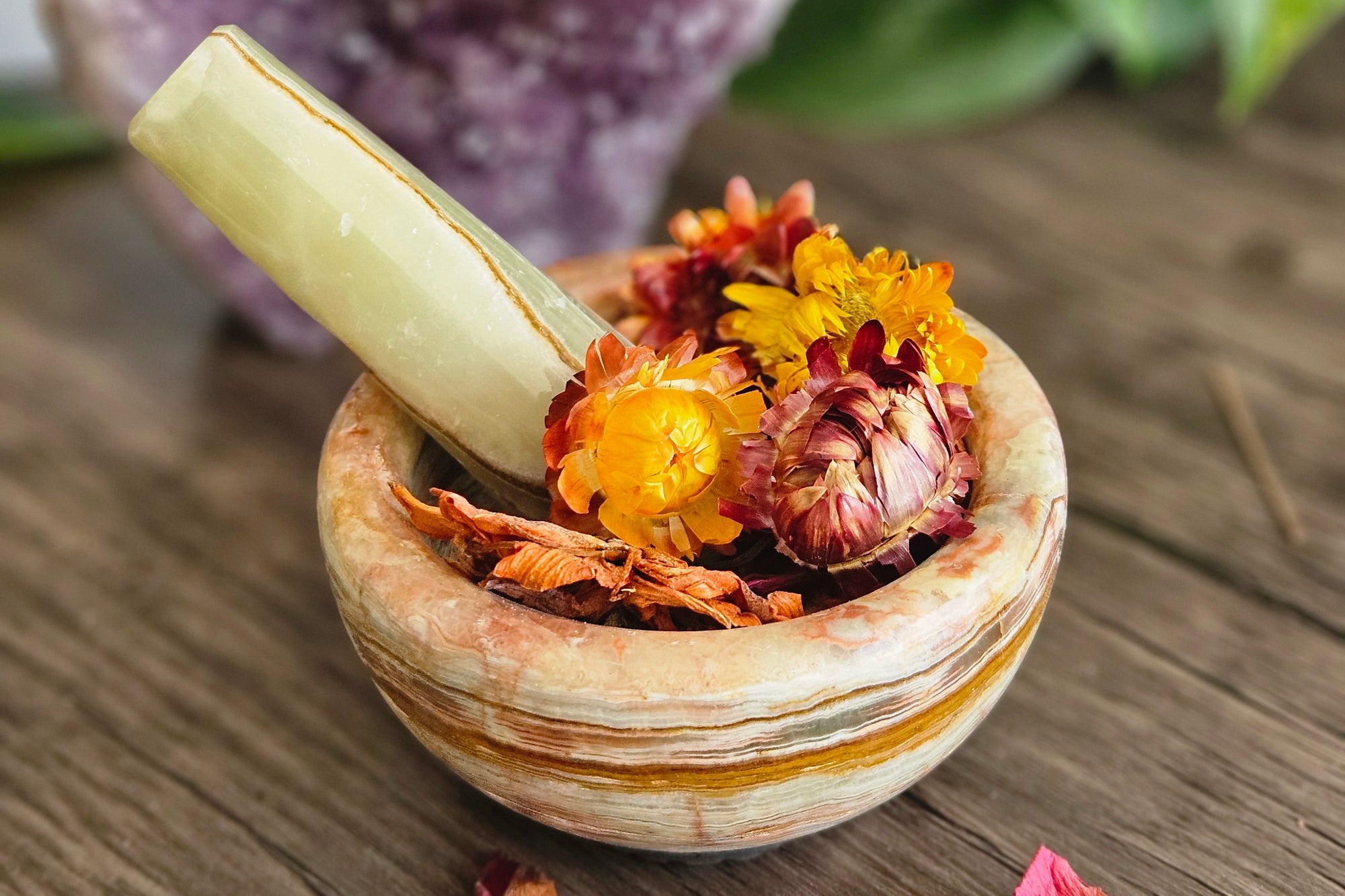 Mortar & Pestle - Hemlock & Honey