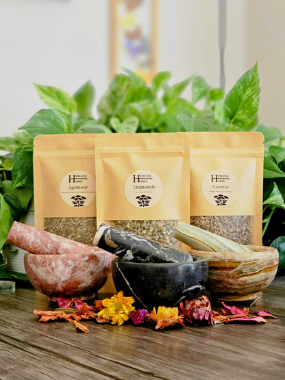 Mortar & Pestle + Herbs - Hemlock & Honey