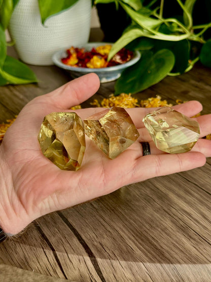 Crystal Clear Citrine for Abundance, Joy & Manifestation