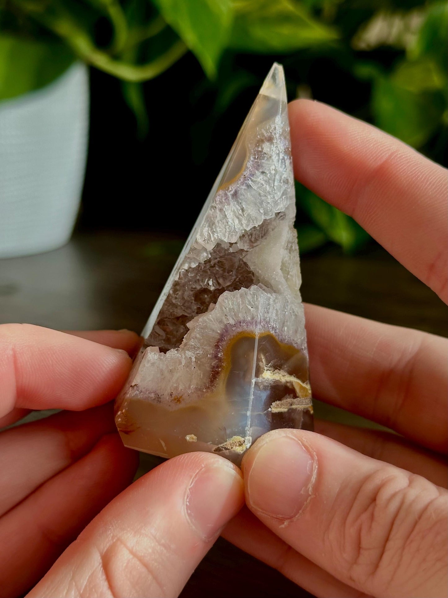 Agate Druzy Points- Protection/ Stability, Grounding & Amplification