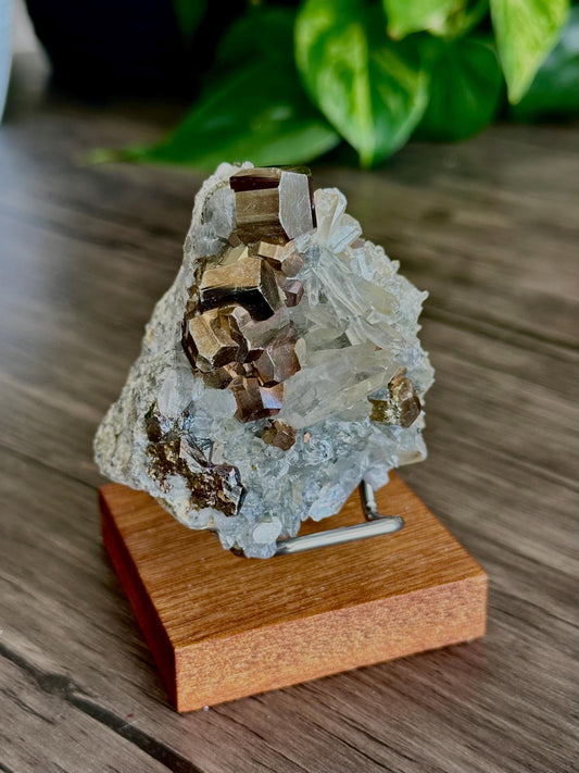 Pyrite & Quartz Cluster -BEAUTIFUL- Protection, Balance/ Amplification
